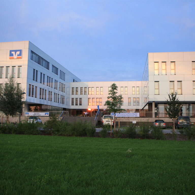 VR Bank Bad Aibling Glas-Fassade Konvortec