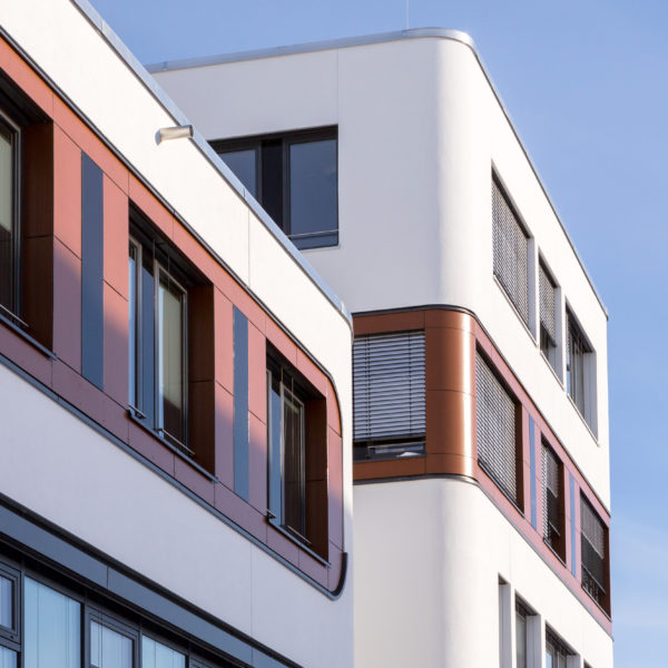 Domakstr. Putz und Aluminium Verbundmaterial Fassade Alucobond