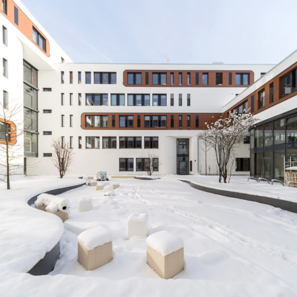Domakstr. Putz und Aluminium Verbundmaterial Fassade Alucobond