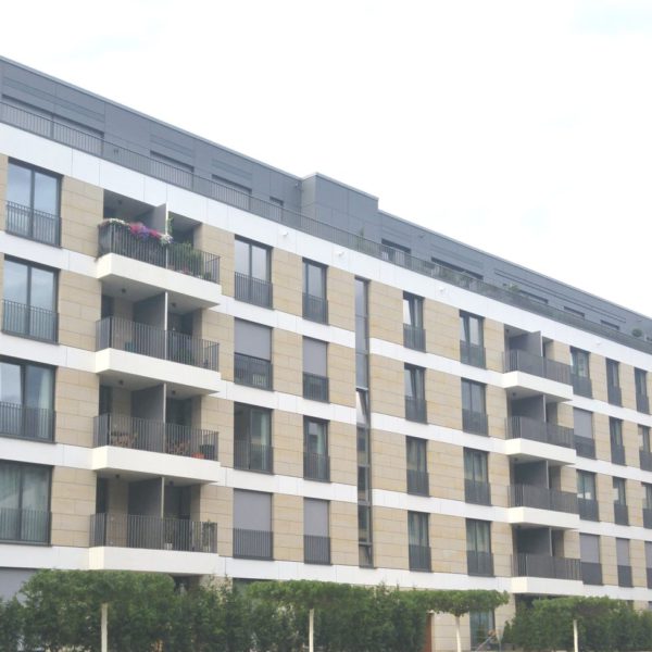 Residenz Am Zwinger Dresden - Hinterlüftete Faserzement Fassade - Eternit Equitone Tectiva