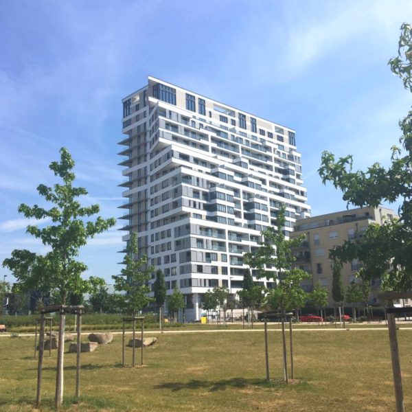 Prädium Frankfurt Hinterlüftete Faserzement Fassade Eternit Textura