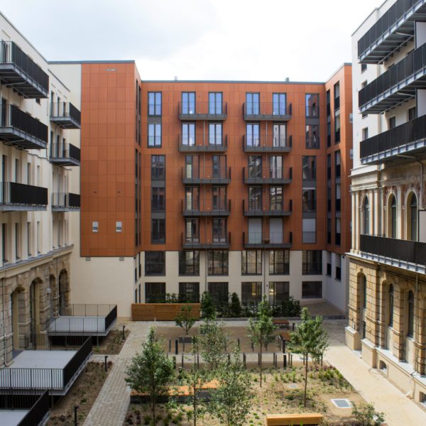 Residenz Dresden Hinterlüftete Keramik Fassade Terrart-Large NBK