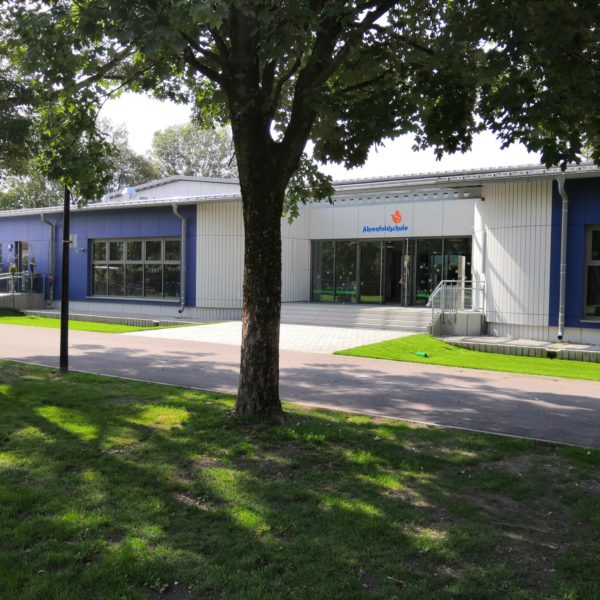 Ährenfeldschule Hinterlüftete Faserzement Fassade Swiss-Pearl Planea Ährenfeldschule Hinterlüftete Faserzement Fassade Swiss-Pearl Planea