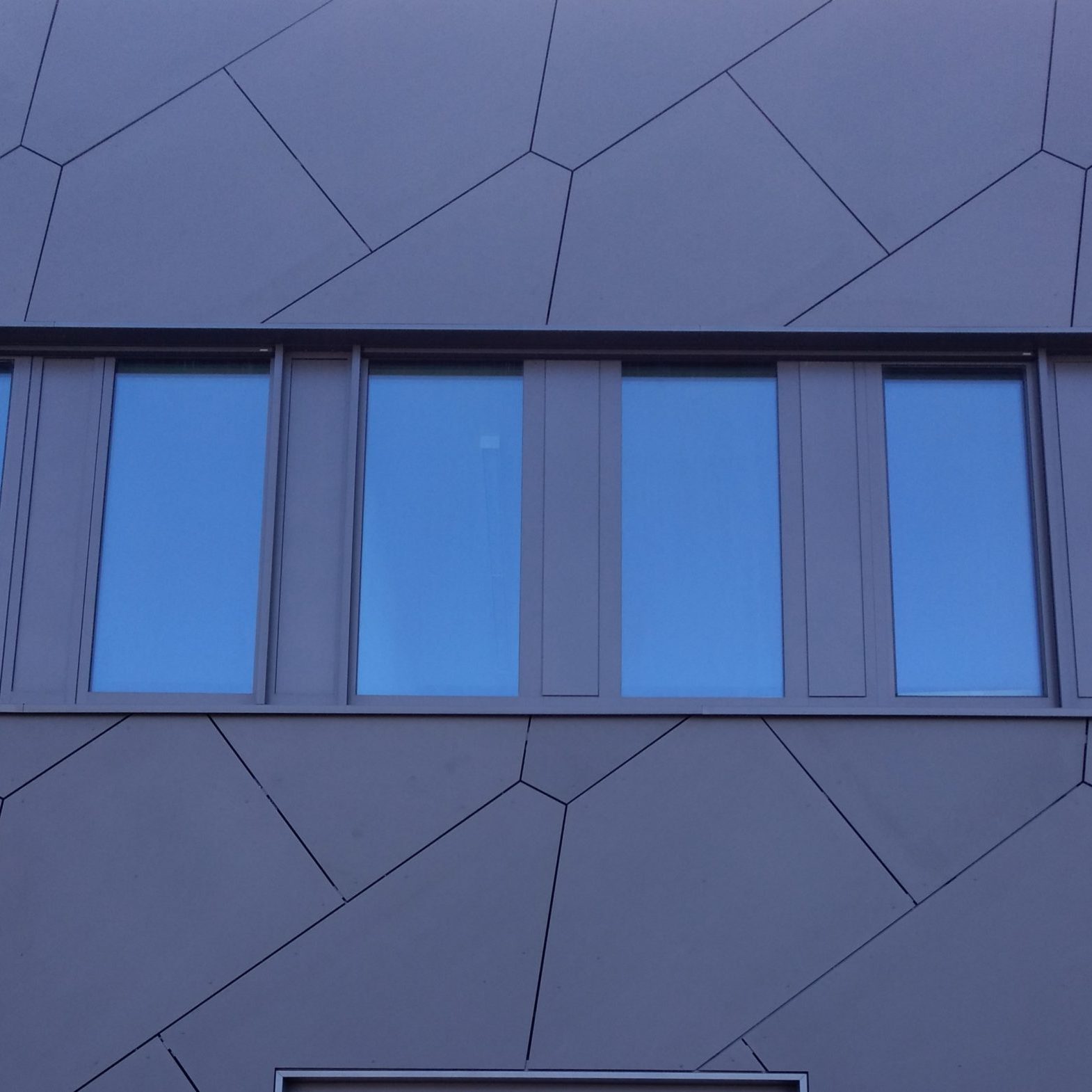 Heeresflugplatz, Niederstetten hinterlüftete Faserzement Fassade Eternit Pictura