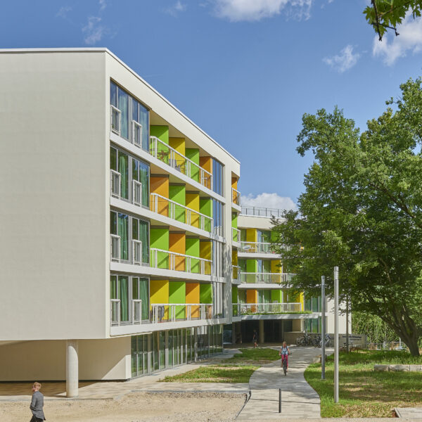 Studentenwohnanlage Regensburg, hinterlüftete Putz & Glas Fassade – Knauf Aquapaneel & Lithodecor Studentenwohnanlage Regensburg, hinterlüftete Putz & Glas Fassade - Knauf Aquapaneel & Lithodecor
