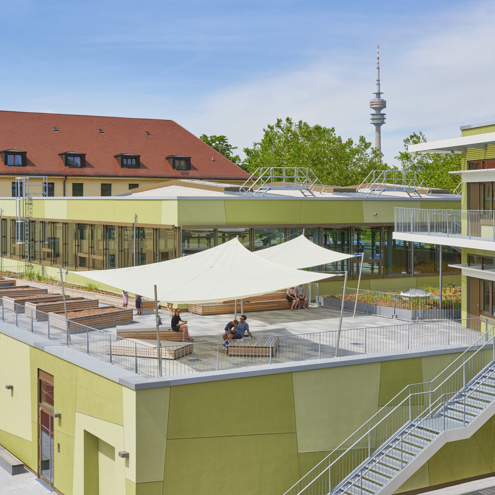 Grundschule an der Infanteriestraße, hinterlüftete Putzfassade Aquapanel, Bildautor: David Matthiessen